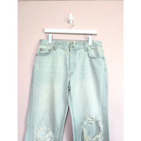 We The Free Maggie Straight Jean in Light Wash Size 29 - Picture 6 of 11